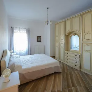  Casa vacanze La Vecchia Cantina Guzzardi