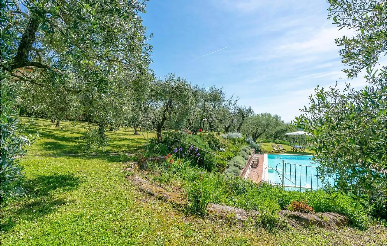Villa Le Selve Lari Italy