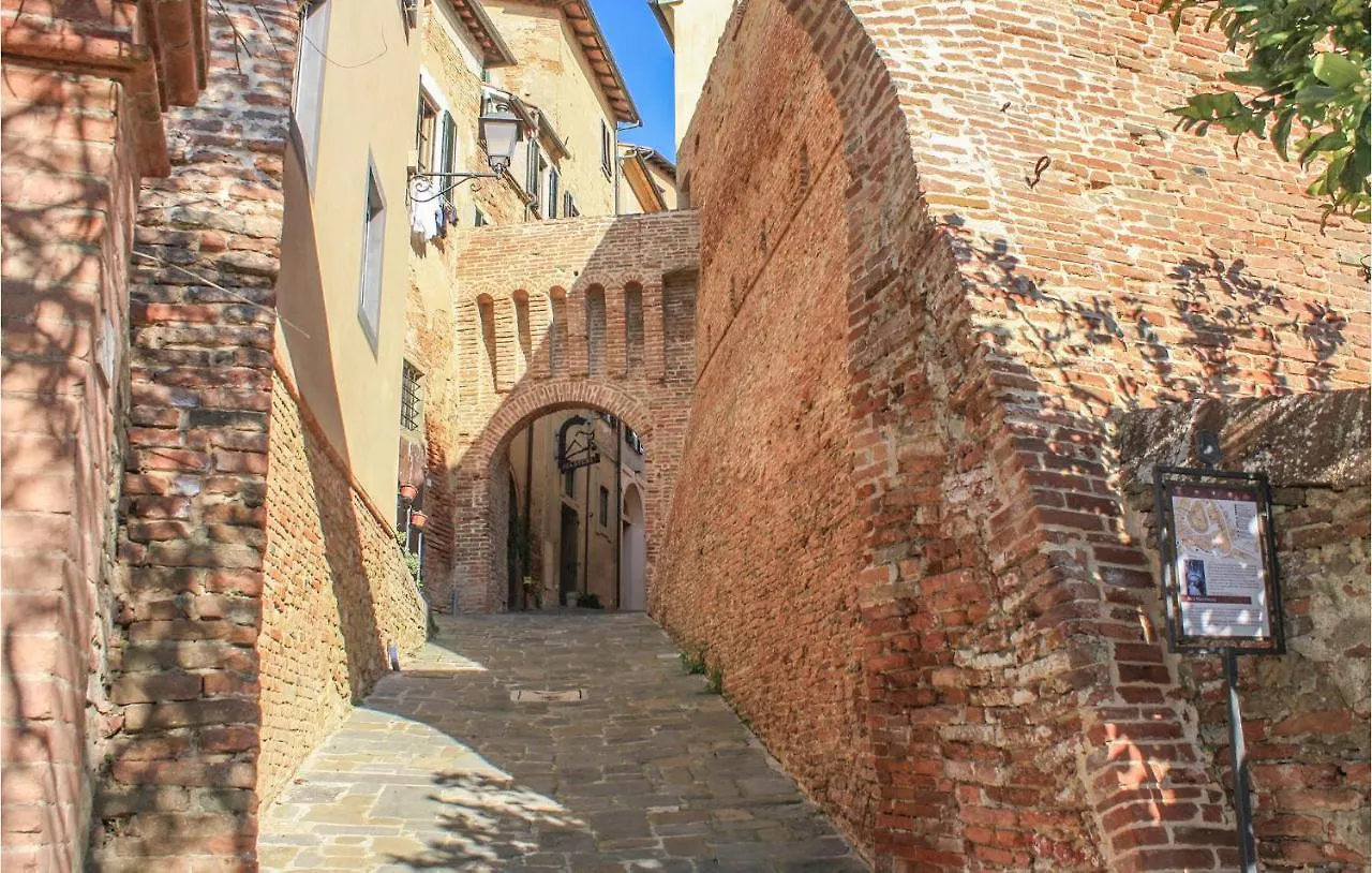 Apartment Villa Le Selve Lari Italy